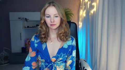 Alexia online show from 12-18-24, 02:28