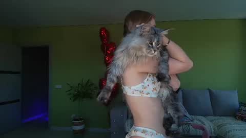 Alexia online show from 06-12-26, 05:17