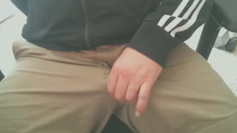 Snapshot of cuddlebeardeluxe chatting on 03-03-26, 04:02 cuddlebeardeluxe online show from 03-03-26, 04:02