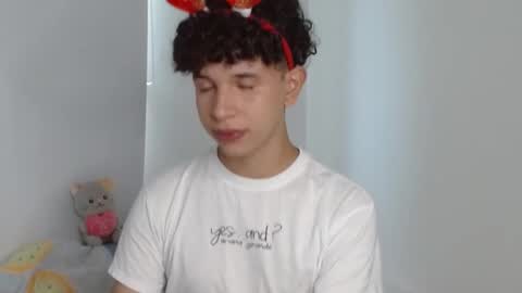 Cuddly online show from 01-05-25, 04:59