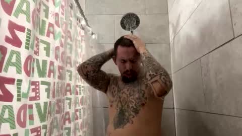 Snapshot of cuete2100 chatting on 11-25-25, 09:59 cuete2100 online show from 11-25-25, 09:59