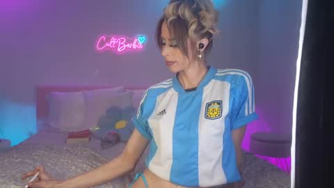 Snapshot of cult_barbie93 chatting on 07-12-26, 05:20 Cult Barbie online show from 07-12-26, 05:20