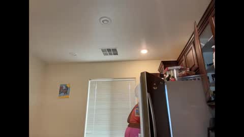 Snapshot of cum2charmxx chatting on 11-22-25, 05:12 cum2charmxx online show from 11-22-25, 05:12