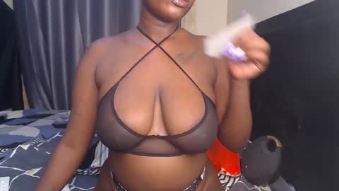 Snapshot of cum_central chatting on 02-10-25, 06:24 cum_central online show from 02-10-25, 06:24