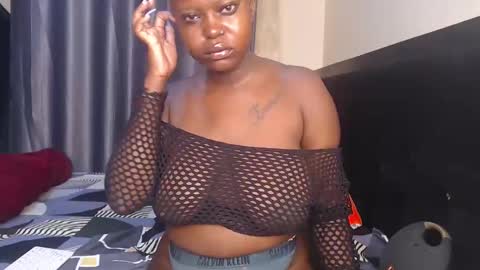 Snapshot of cum_central chatting on 02-14-25, 04:15 cum_central online show from 02-14-25, 04:15