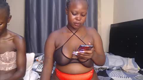 Snapshot of cum_central chatting on 02-17-25, 06:26 cum_central online show from 02-17-25, 06:26