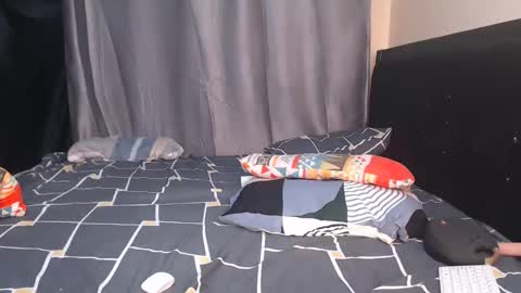 Snapshot of cum_central chatting on 02-20-25, 05:18 cum_central online show from 02-20-25, 05:18