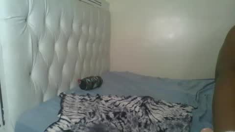 Snapshot of cum_central chatting on 02-23-25, 11:22 cum_central online show from 02-23-25, 11:22