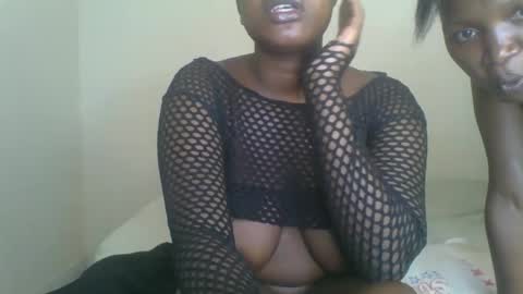 Snapshot of cum_central chatting on 02-26-25, 08:37 cum_central online show from 02-26-25, 08:37