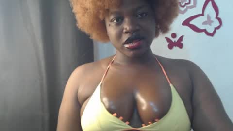 Snapshot of cum_coco_sweet chatting on 07-12-26, 01:29 Coco sweet online show from 07-12-26, 01:29