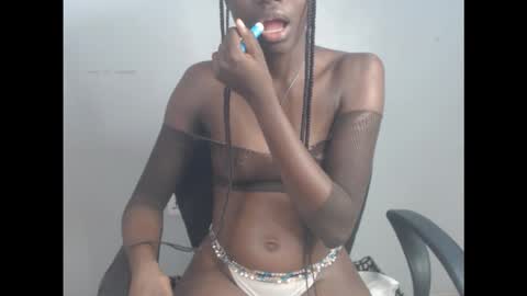Snapshot of cum_ebony_xsecret chatting on 09-15-25, 07:30 sophie online show from 09-15-25, 07:30
