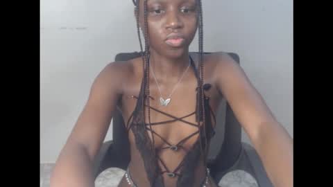 Snapshot of cum_ebony_xsecret chatting on 09-24-25, 07:33 sophie online show from 09-24-25, 07:33
