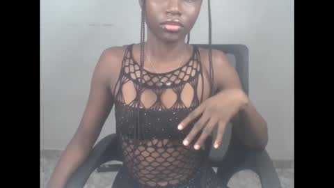 Snapshot of cum_ebony_xsecret chatting on 10-05-25, 06:45 sophie online show from 10-05-25, 06:45