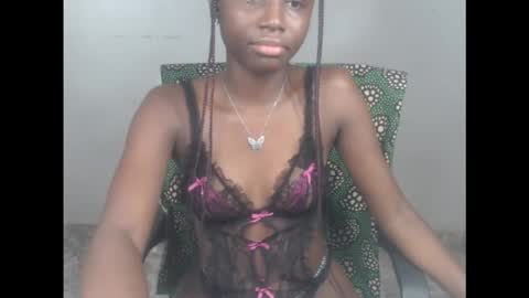 Snapshot of cum_ebony_xsecret chatting on 10-09-25, 07:28 sophie online show from 10-09-25, 07:28
