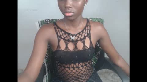 Snapshot of cum_ebony_xsecret chatting on 10-11-25, 08:02 sophie online show from 10-11-25, 08:02