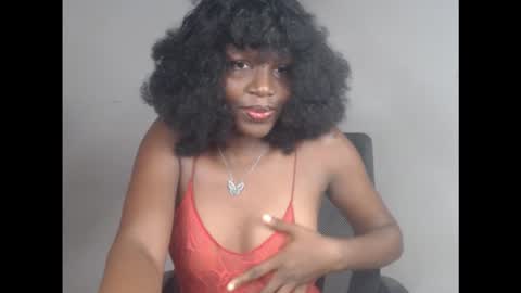 Snapshot of cum_ebony_xsecret chatting on 10-23-25, 08:13 sophie online show from 10-23-25, 08:13