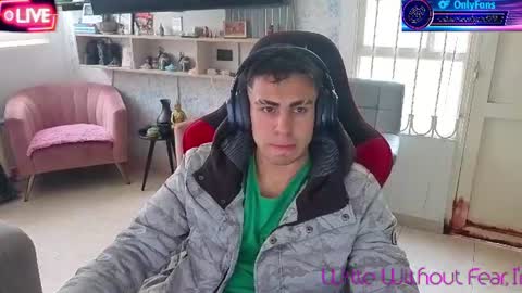 Snapshot of cum_fantasy21 chatting on 08-09-26, 04:12 online show from 08-09-26, 04:12