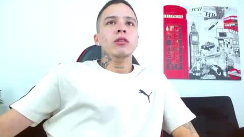 Snapshot of cumandres chatting on 06-30-26, 03:46 cumandres online show from 06-30-26, 03:46