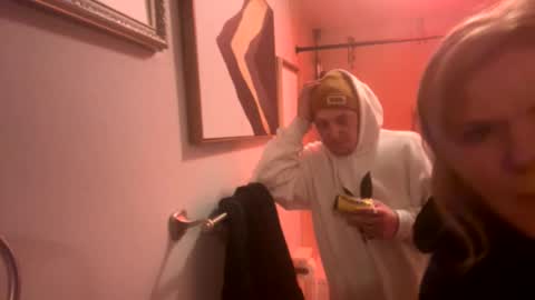 Snapshot of cumaswer434 chatting on 05-09-26, 12:10 CuMAw3R online show from 05-09-26, 12:10