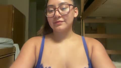 Snapshot of cumberinme chatting on 07-18-26, 09:35 cumberinme online show from 07-18-26, 09:35