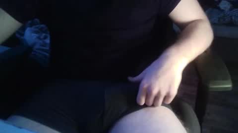 Snapshot of cumclutch chatting on 01-13-26, 09:31 CumClutch online show from 01-13-26, 09:31