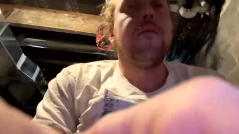 Snapshot of cumfacialxxx chatting on 12-17-24, 02:00 cumfacialxxx online show from 12-17-24, 02:00