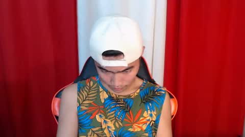 Snapshot of cumhavefun25 chatting on 05-08-26, 05:40 ask me online show from 05-08-26, 05:40