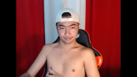 Snapshot of cumhavefun25 chatting on 05-09-26, 10:04 ask me online show from 05-09-26, 10:04