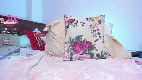 Snapshot of cumwithlynz chatting on 03-02-26, 04:58 Linnette online show from 03-02-26, 04:58