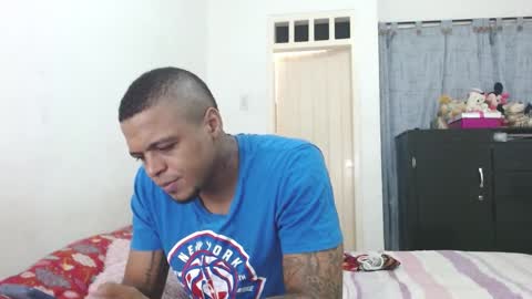 Snapshot of cuplex_hotlatina94 chatting on 12-06-24, 10:38 dominic and julieta... independent models online show from 12-06-24, 10:38