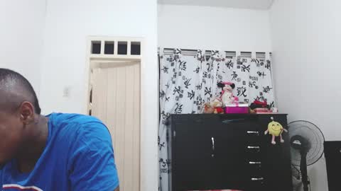 Snapshot of cuplex_hotlatina94 chatting on 01-31-25, 10:20 dominic and julieta... independent models online show from 01-31-25, 10:20