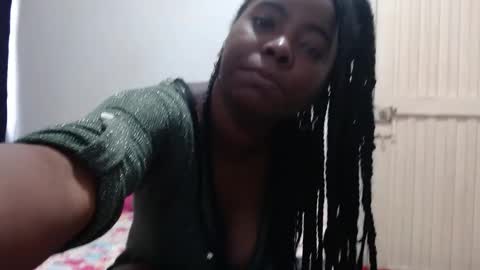 dominic and julieta... independent models online show from 11-07-25, 11:54