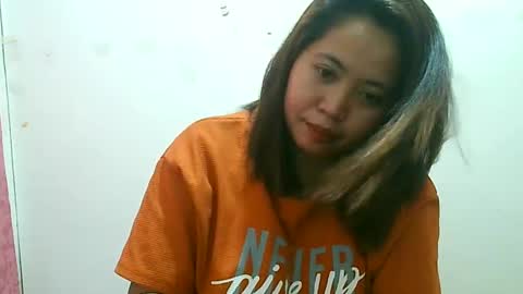 Snapshot of curious_girl247 chatting on 01-14-25, 03:43 curious_girl247 online show from 01-14-25, 03:43