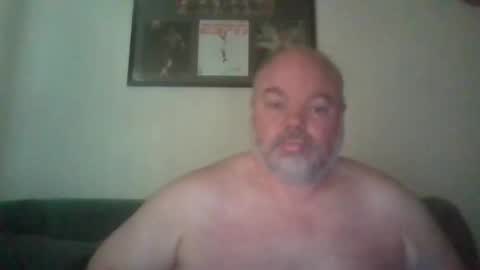 Snapshot of curiousbate1 chatting on 06-06-26, 12:32 CuriousBate1 online show from 06-06-26, 12:32