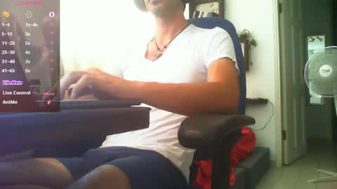 Snapshot of curiousgenie chatting on 09-21-25, 10:28 curiousgenie online show from 09-21-25, 10:28