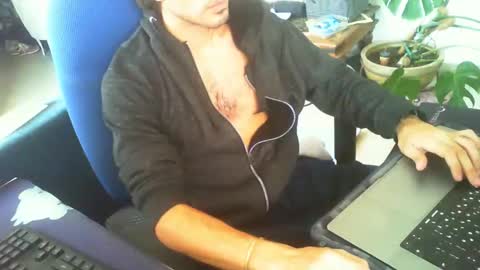 Snapshot of curiousgenie chatting on 11-06-25, 12:28 curiousgenie online show from 11-06-25, 12:28