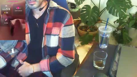 Snapshot of curiousgenie chatting on 12-01-25, 07:19 curiousgenie online show from 12-01-25, 07:19