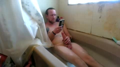 Snapshot of curtish1 chatting on 11-11-25, 08:53 Big fat cock online show from 11-11-25, 08:53