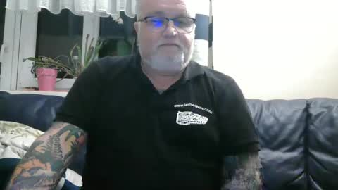 curtus14 online show from 12-15-24, 01:13