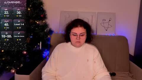 Snapshot of curvy_janie chatting on 12-29-24, 08:33 Jane online show from 12-29-24, 08:33