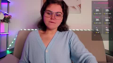 Snapshot of curvy_janie chatting on 11-26-25, 04:35 Jane online show from 11-26-25, 04:35