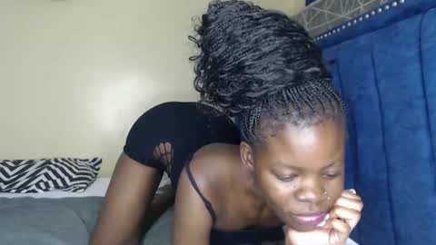 curvyjoan online show from 04-16-26, 09:10