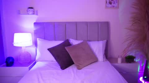 Snapshot of curvyliciouss chatting on 01-06-25, 07:56 Samantha online show from 01-06-25, 07:56