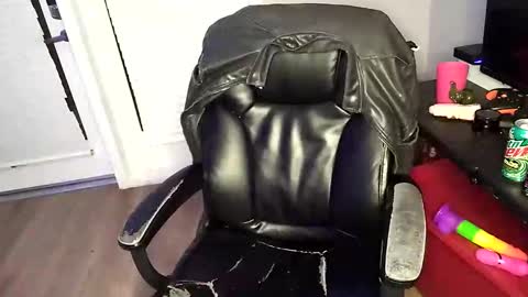 Snapshot of curvylucifinaxxx chatting on 02-21-25, 07:34 Lucifina ganja kittens online show from 02-21-25, 07:34