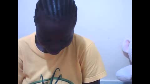 curvynubian online show from 03-25-26, 09:21