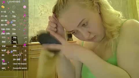 Curvy online show from 03-12-26, 11:49