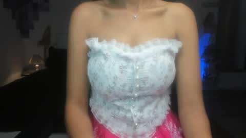Snapshot of cute_alishaa chatting on 07-04-26, 02:01 Alisha online show from 07-04-26, 02:01