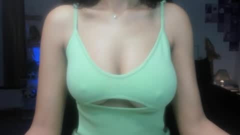 Snapshot of cute_alishaa chatting on 07-05-26, 08:43 Alisha online show from 07-05-26, 08:43