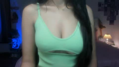 Snapshot of cute_alishaa chatting on 07-15-26, 10:04 Alisha online show from 07-15-26, 10:04