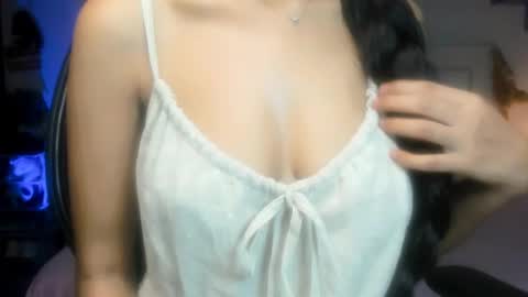 Snapshot of cute_alishaa chatting on 08-06-26, 05:53 Alisha online show from 08-06-26, 05:53